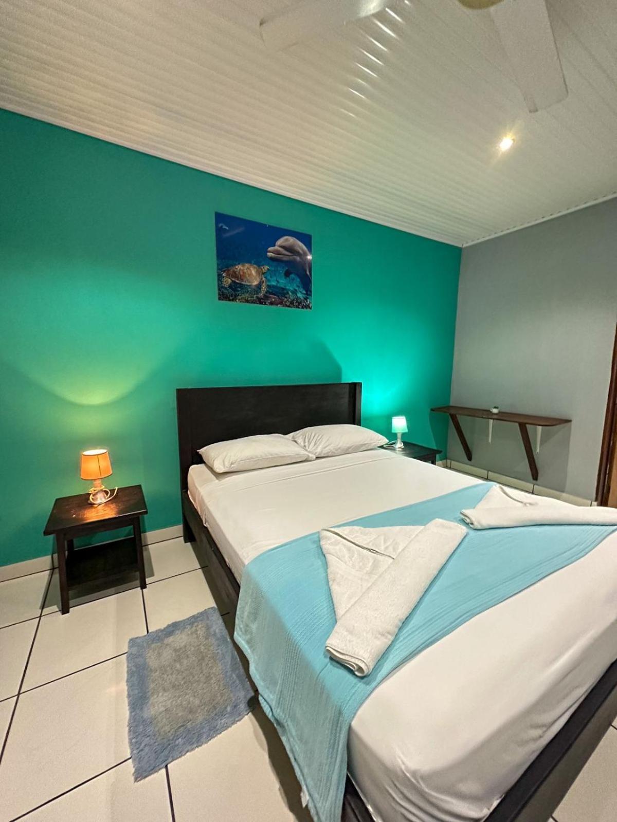 Hospedaje Colibri Manuel Antonio Exterior photo