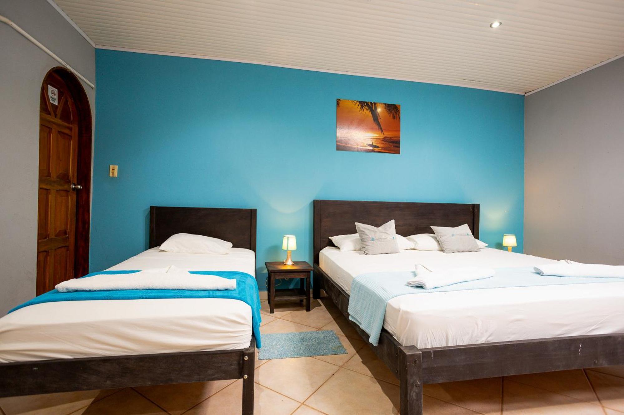 Hospedaje Colibri Manuel Antonio Exterior photo
